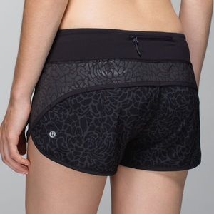 Lululemon speed shorts size 6 EUC